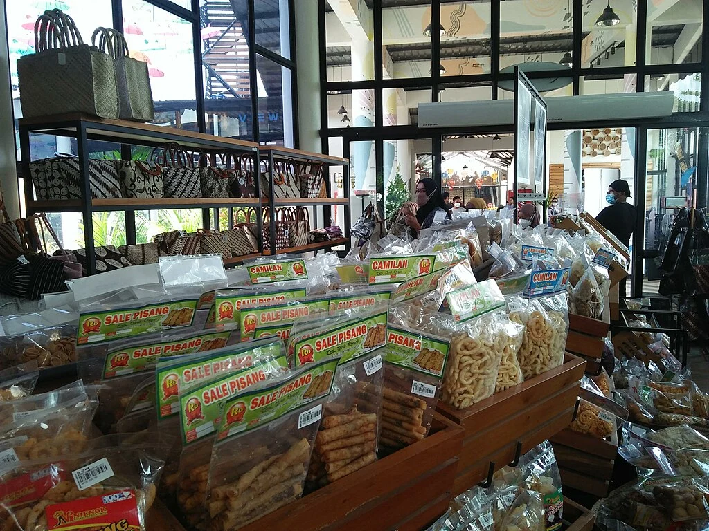 Cek 5 Kontak Toko Oleh-oleh Malang yang Paling Hits dan Lengkap!