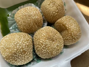 9 Jajanan Tradisional untuk Hajatan yang Cocok Buat Kamu Sajikan di Acara Spesial