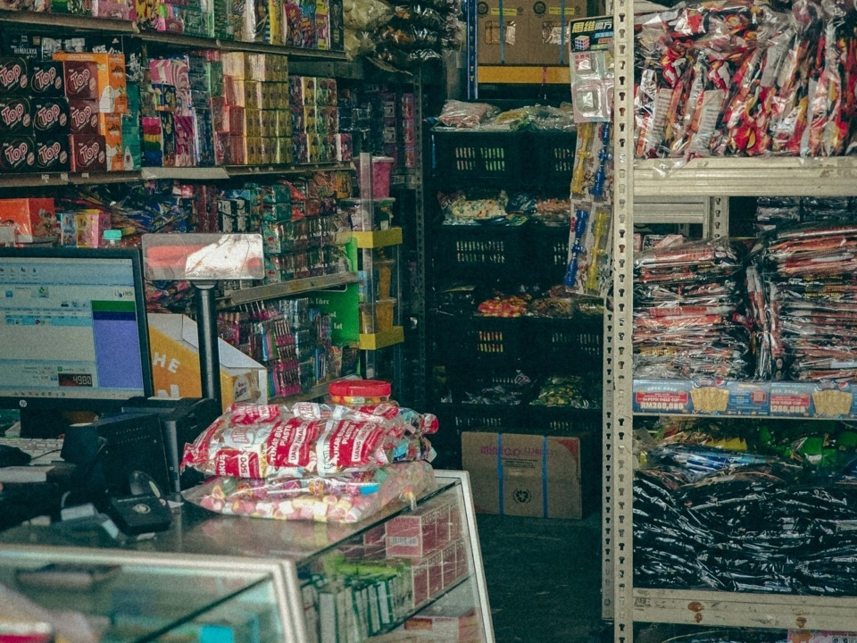Belanja Praktis dan Murah di Pusat Grosir Oleh-oleh Malang