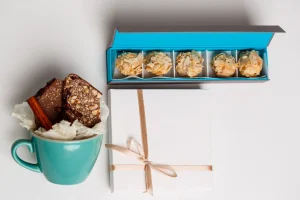 7 Inspirasi Parcel Makanan Buat Nikahan, Bikin Acara Lebih Berkesan