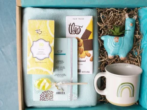 9 Ide Isi Parcel Universal yang Bikin Hadiahmu Makin Spesial