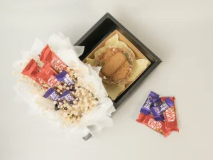 8 Parcel Natal dan Ulang Tahun Favorit untuk Keluarga, Sahabat, dan Rekan Kerja